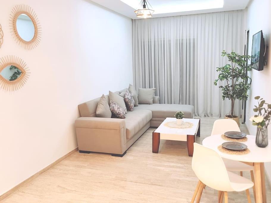 Superbe Appart Cosy Au Centre De Casa+Free Parking Apartment Casablanca Exterior photo